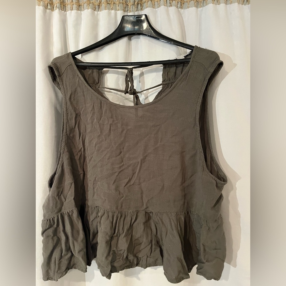 American Eagle Sleeveless Olive Top - XXL